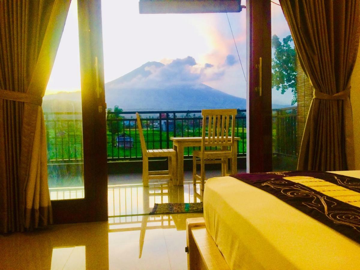 D'uma Amed Homestay Exterior foto