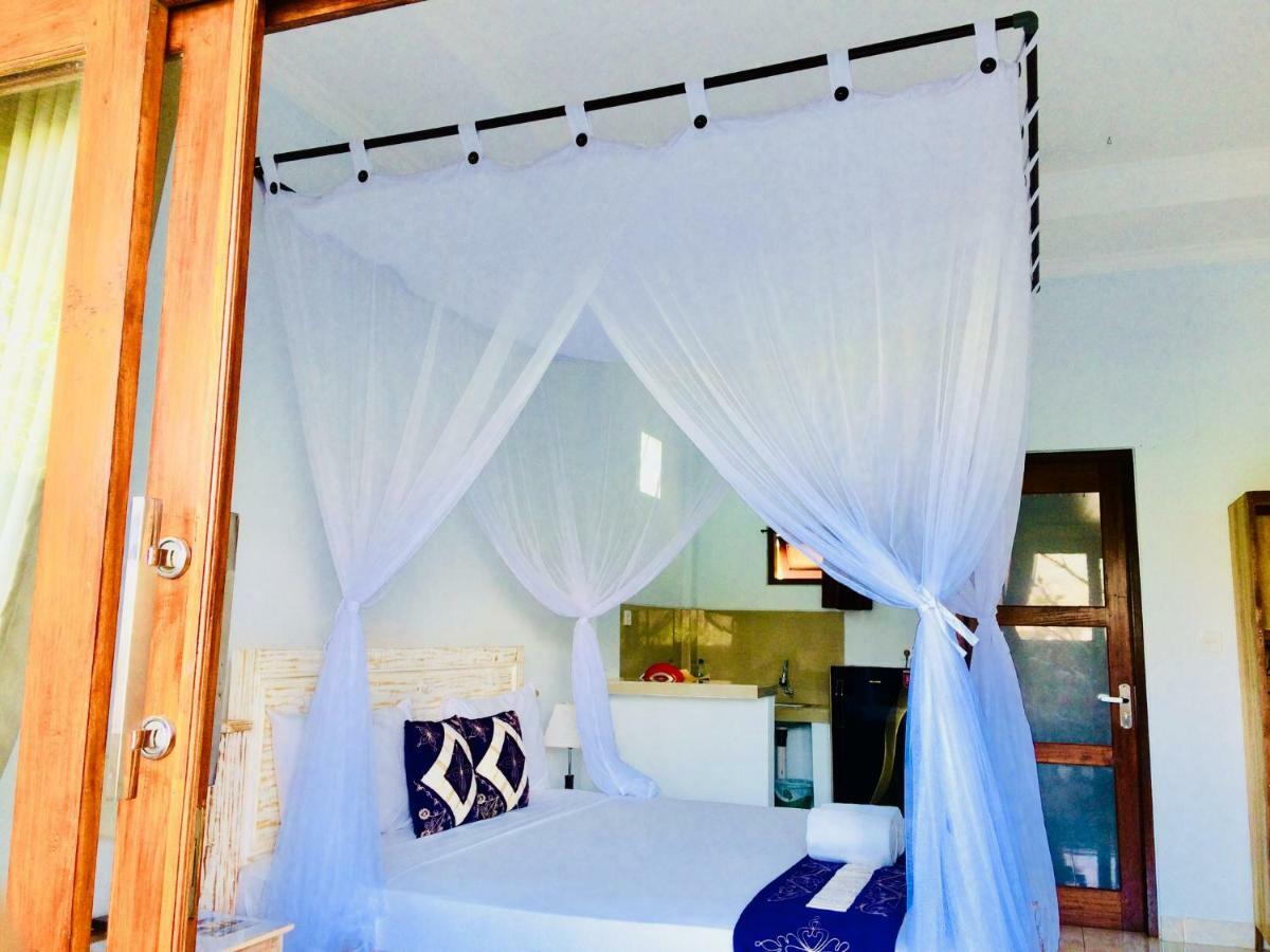 D'uma Amed Homestay Exterior foto